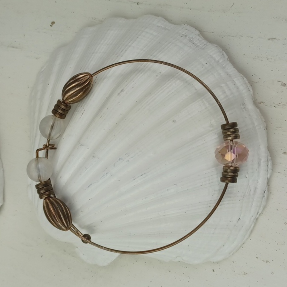 Vintage Style Romantic Brassy Gold Wire Dreamy Beaded Bracelet